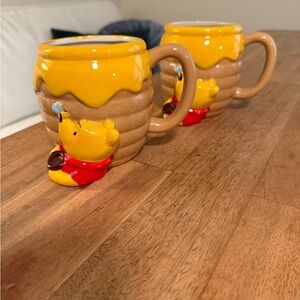 2 Disney Winnie the Pooh Honeycomb Mugs. 23oz